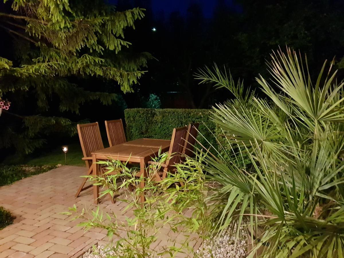 Fuered Deluxe Garden באלאטונפורד