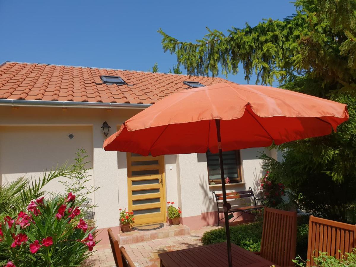 Fuered Deluxe Garden Apartment Balatonfured